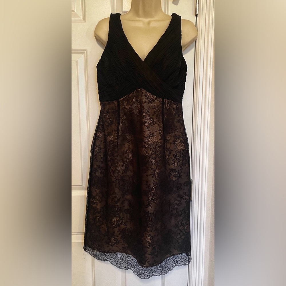 JONES WEAR Black Lace Sheath Dress - Size 10